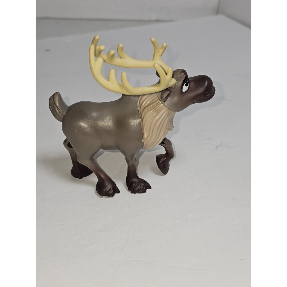 DISNEY FROZEN II SVEN Figure HASBRO 2018 Reindeer Plastic Toy
